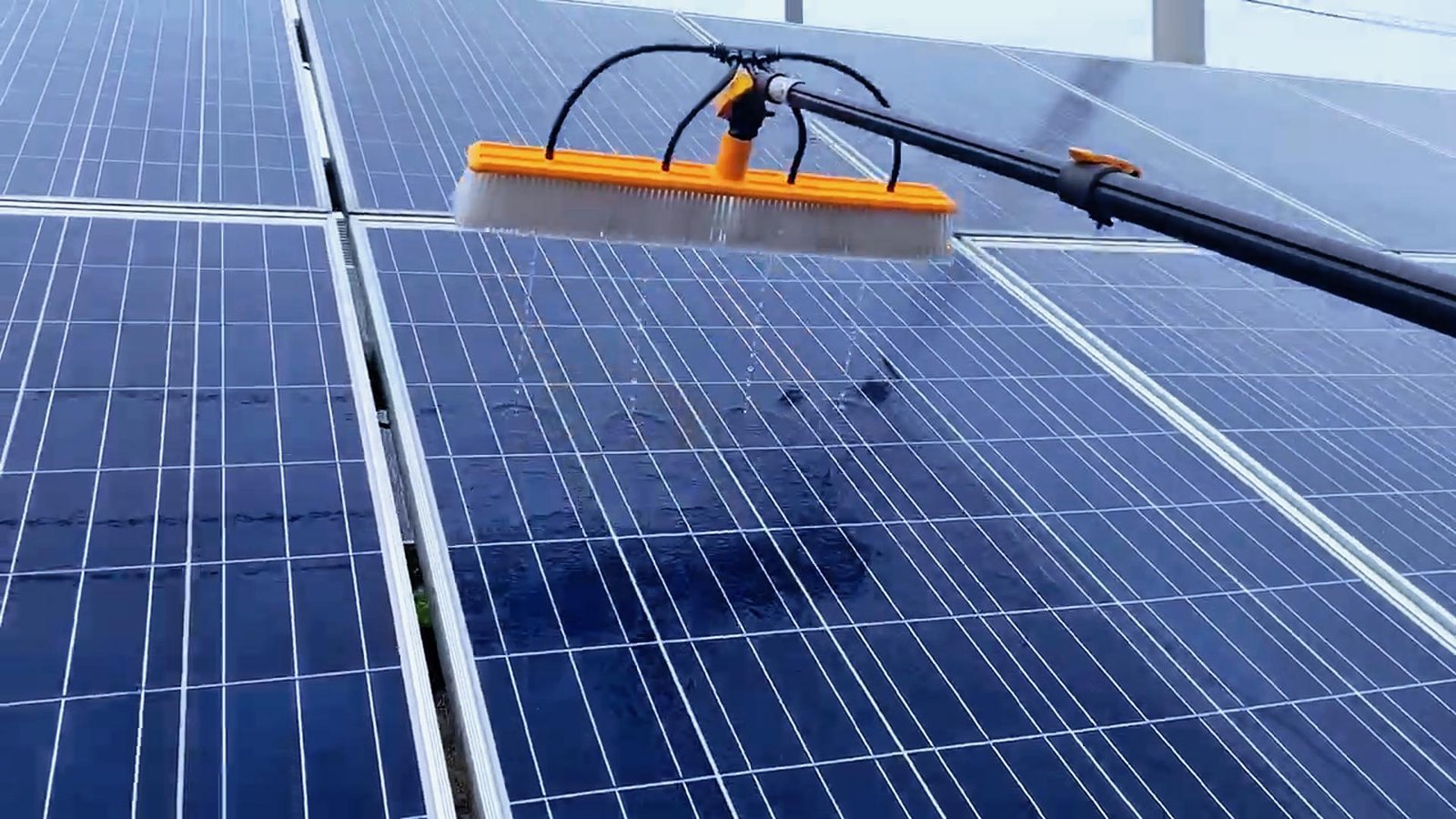 High Quality Telescopic Solar Panel Cleaning Brush Kit Factory
